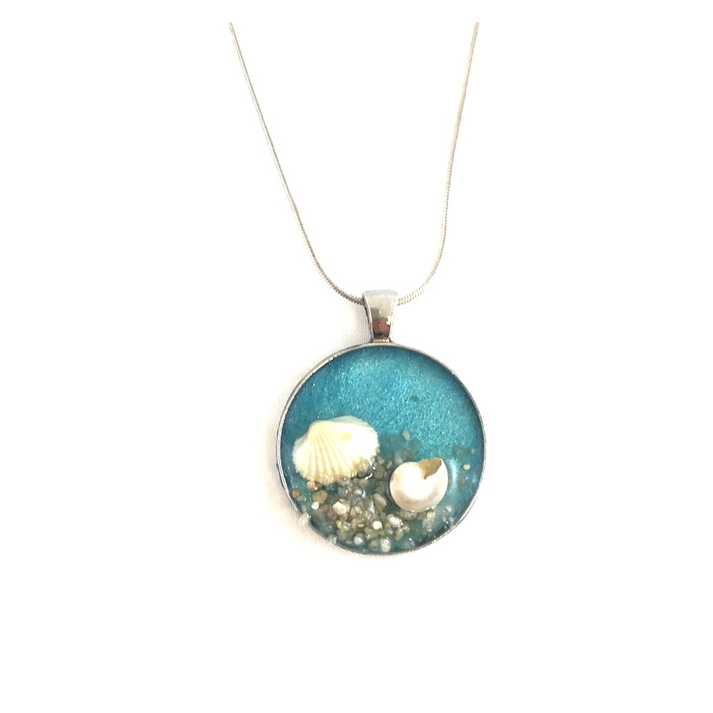 Handmade Sea Shell Beach Necklace